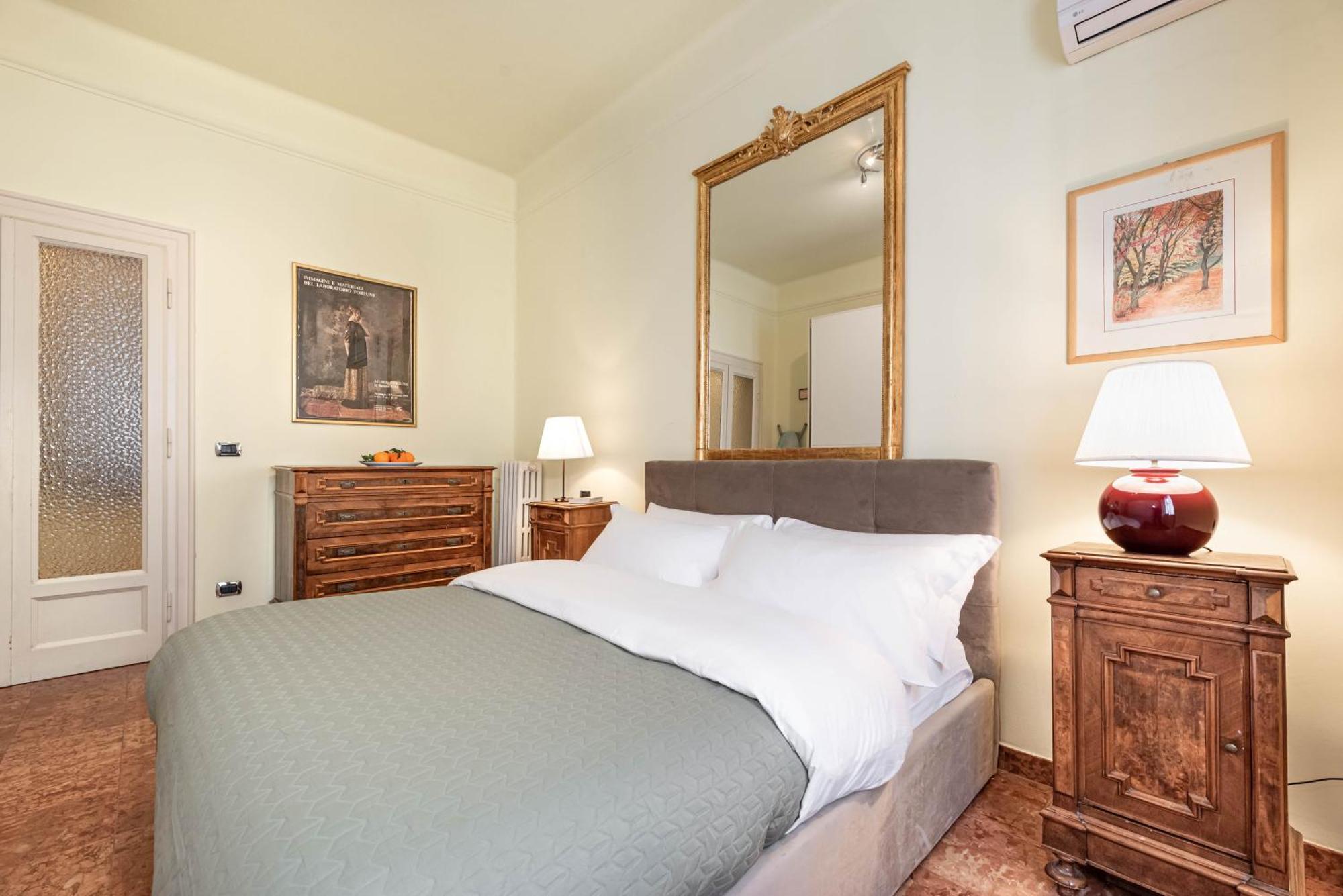 Piazza Isolo Central Apartment เวโรนา ภายนอก รูปภาพ